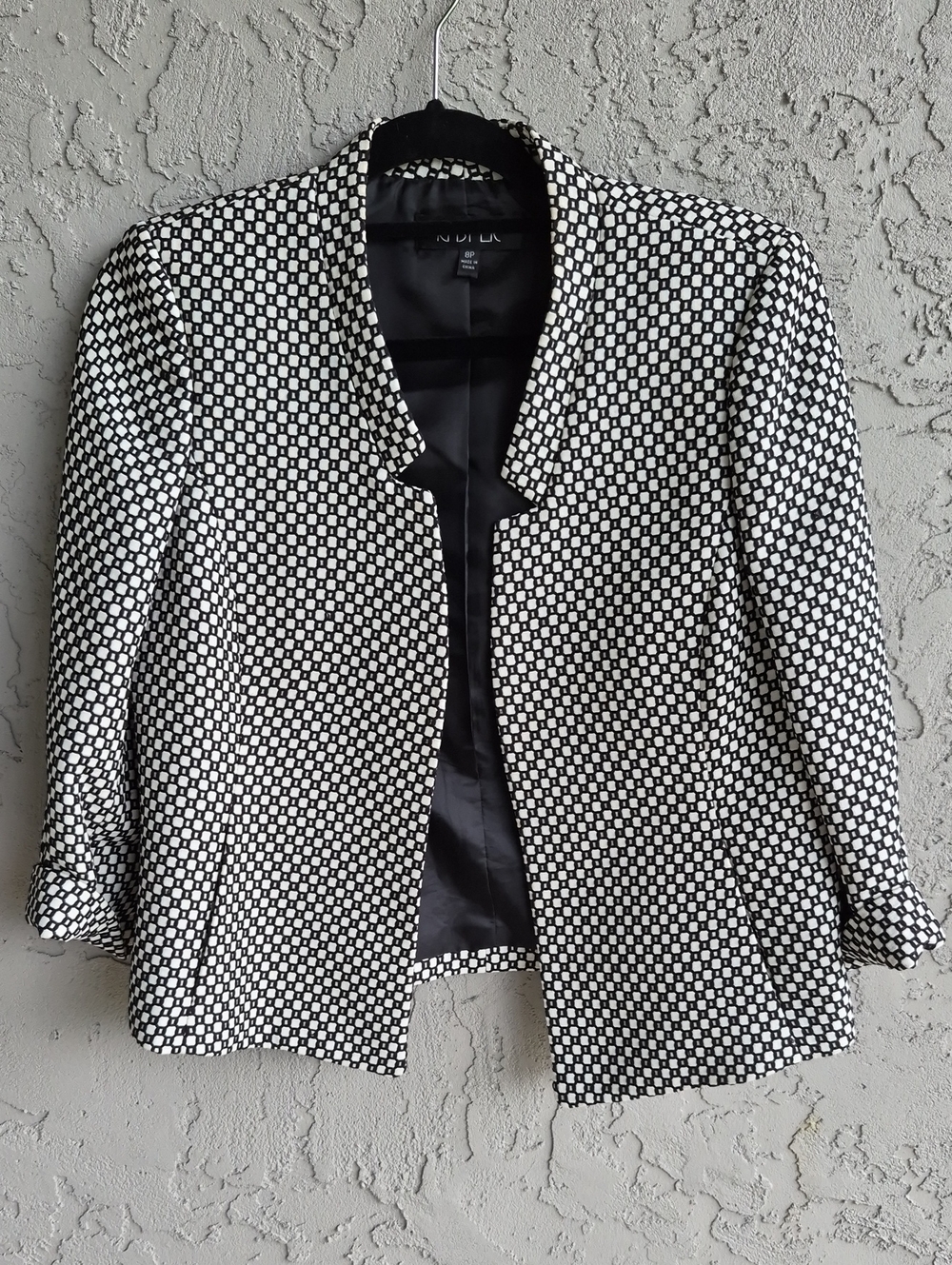 Kasper Black and White Geometric Open-Front Blazer